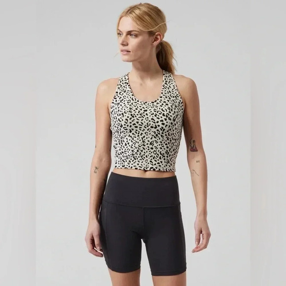 Athleta Shanti Crop Leopard Cheetah Animal Print Tank size M - Picture 1 of 11